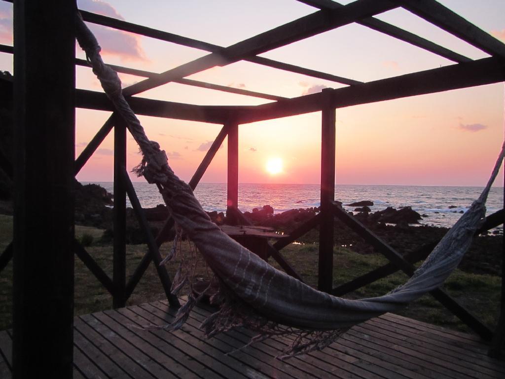 Amakusa West Coast Backpackers Fu-Raibou Vandrarhem Exteriör bild