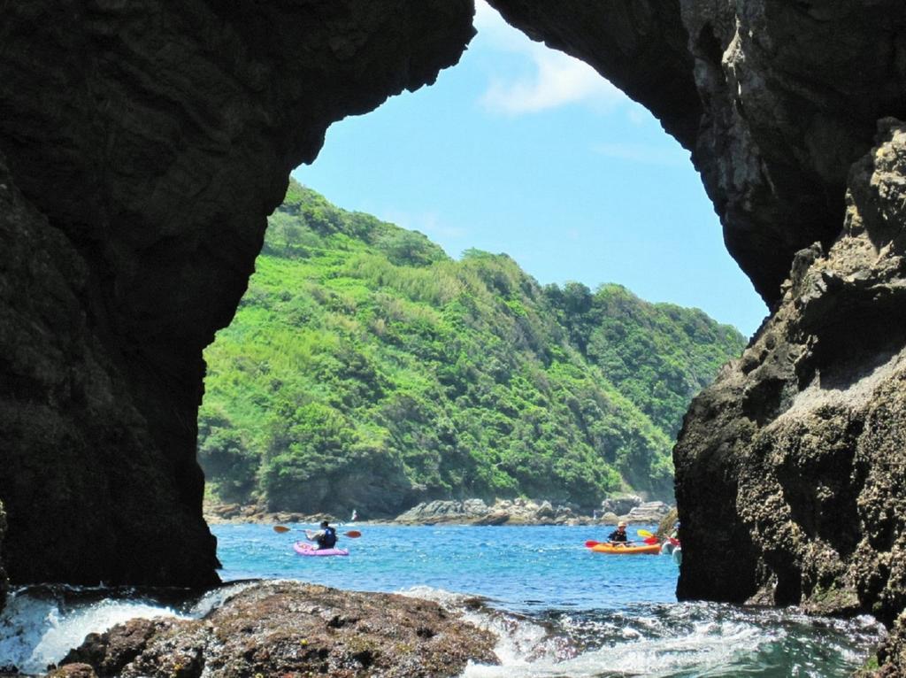 Amakusa West Coast Backpackers Fu-Raibou Vandrarhem Exteriör bild