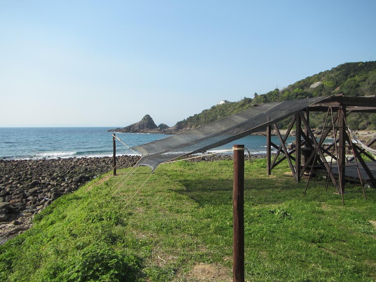 Amakusa West Coast Backpackers Fu-Raibou Vandrarhem Exteriör bild